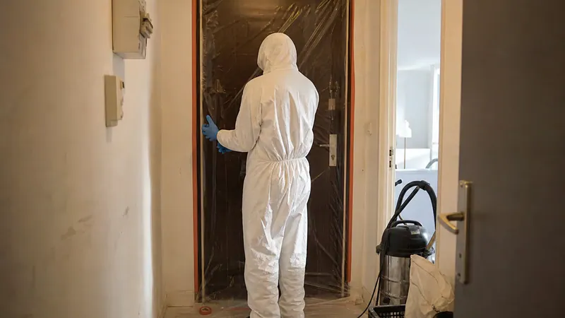 Photo d'illustration du guide « Comment se déroule une intervention de décontamination ? »